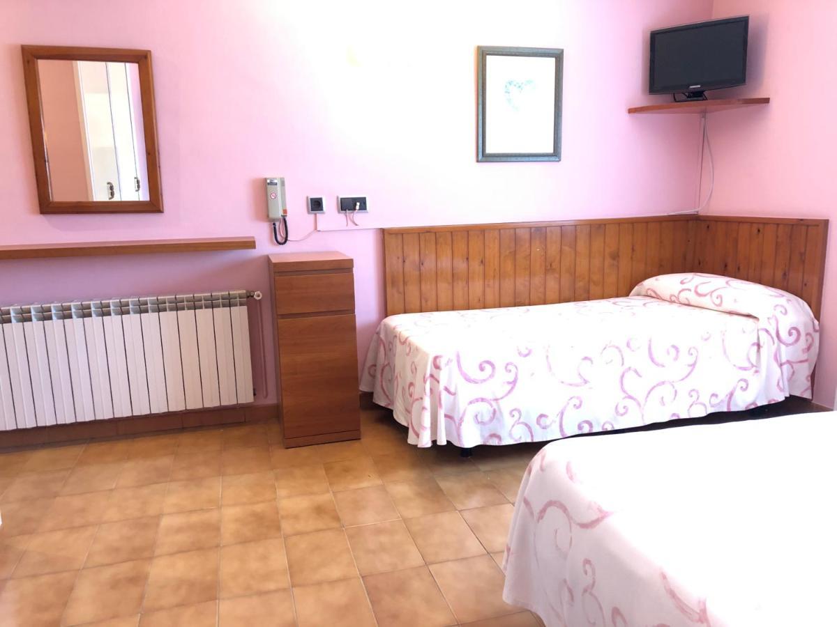 Отель Casa Feliu Санта-Сусанна Экстерьер фото
